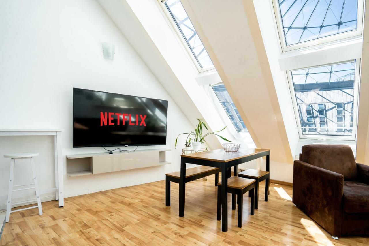 Unique Maisonette Gasometer 12th Floor Apartment Vienna